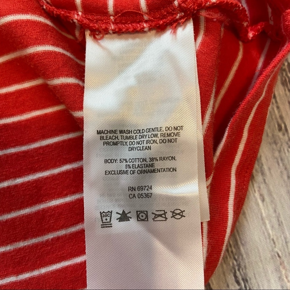 Columbia Omni-Wick PFG Striped Short Sleeve Top. Size Small. - Picture 6 of 9